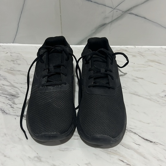 Air walk brand new athletic shoes - Picture 2 of 4